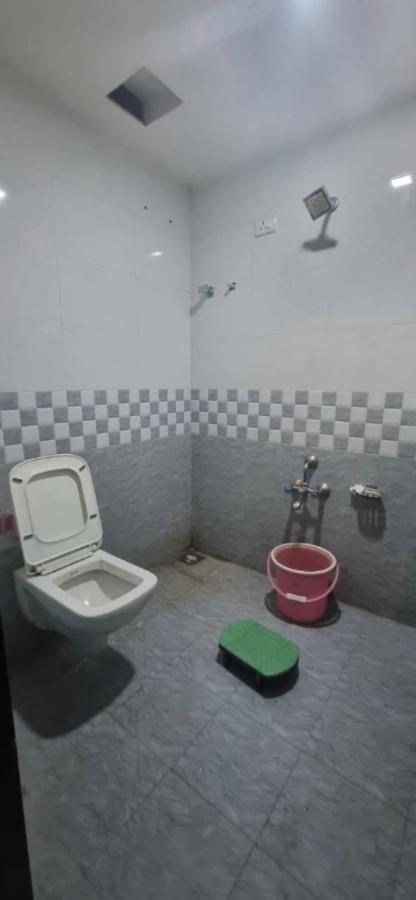 Hotel Jay Bhawani Ahmedabad Exterior photo