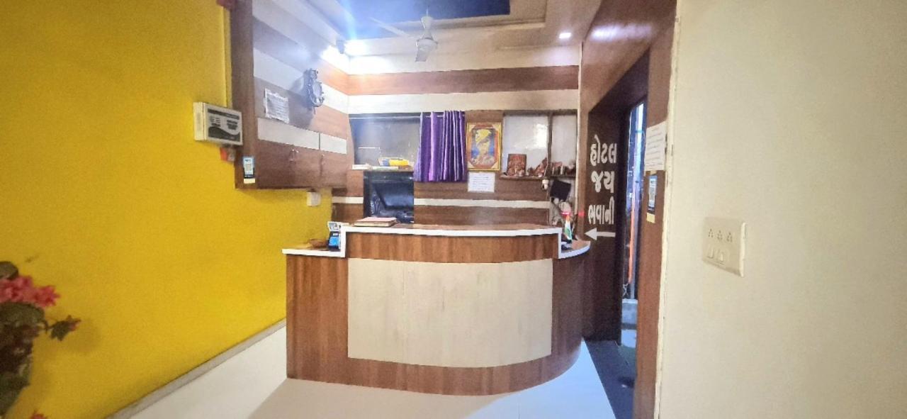 Hotel Jay Bhawani Ahmedabad Exterior photo